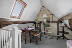 Images for Pinapple Cottage, Watlington