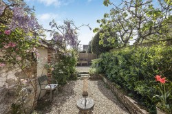 Images for Pinapple Cottage, Watlington