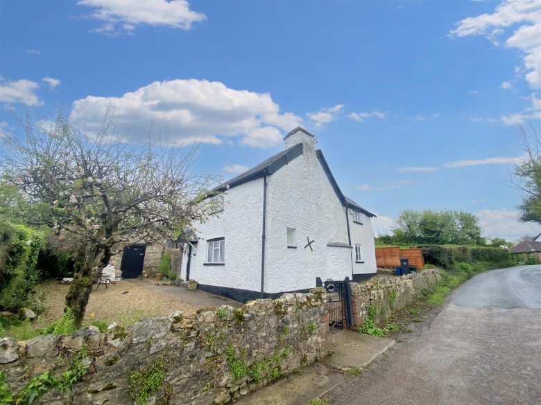 Click the photo for more details of Whitford, Axminster