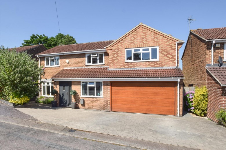 Click the photo for more details of Rennes Close, Ashby-De-La-Zouch, LE65