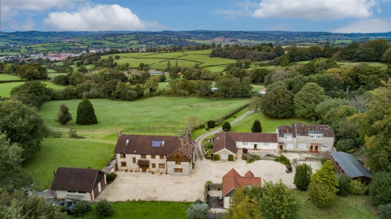 Click the photo for more details of Nr Axminster