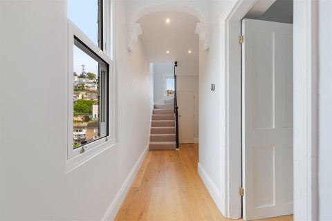 Click the photo for more details of South Ford Road, Dartmouth