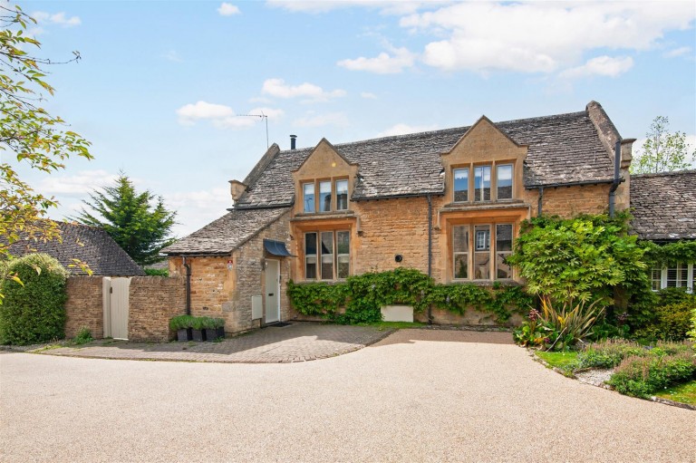 View Full Details for Churchill, Oxfordshire