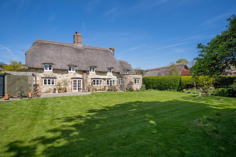 Click the photo for more details of Brighstone, Isle of Wight