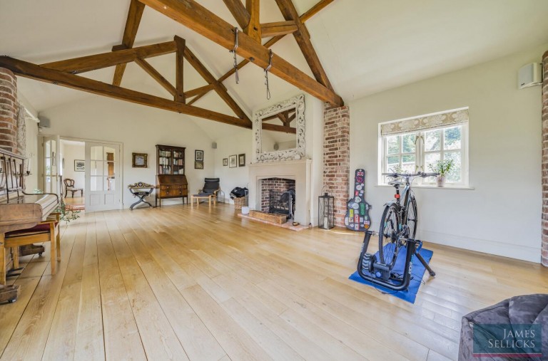 Images for Hill Farm, Laughton, Leicestershire