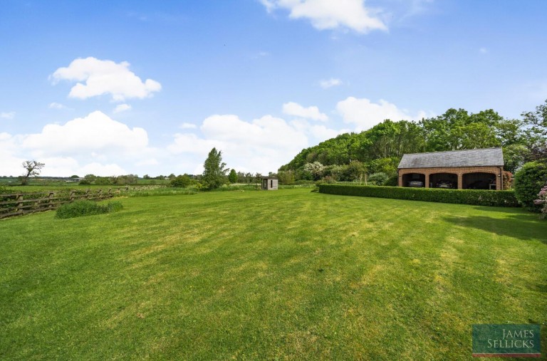 Images for Hill Farm, Laughton, Leicestershire