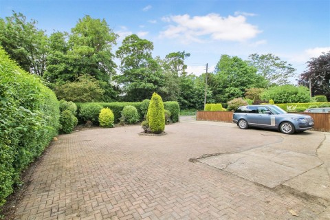 Click the photo for more details of High Street, Brant Broughton
