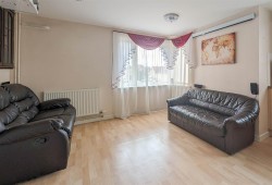 Images for Skeaping Close, Newmarket