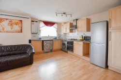 Images for Skeaping Close, Newmarket