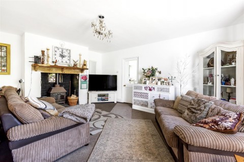 Click the photo for more details of Calverleigh, Tiverton