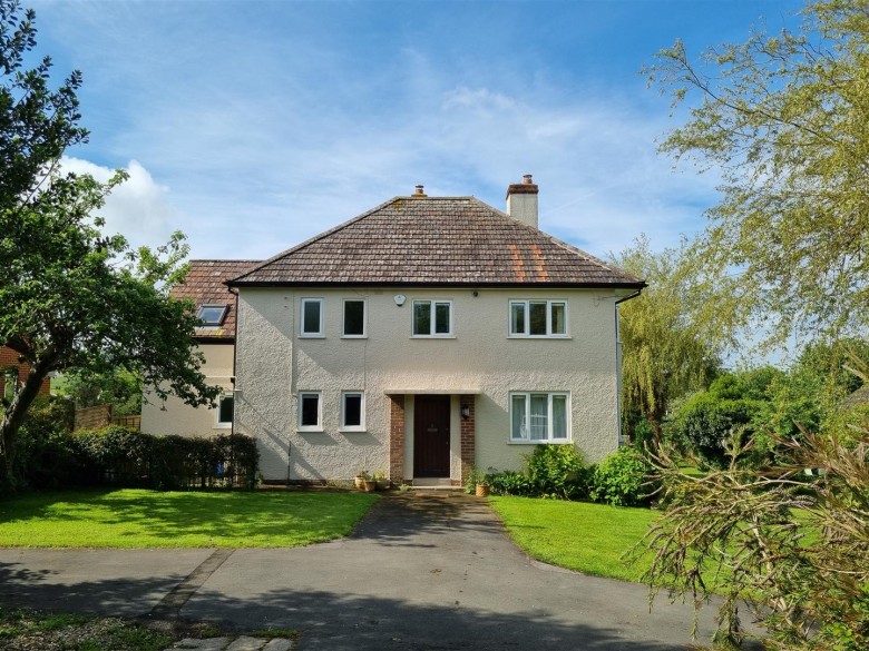 Click the photo for more details of Beavor Lane, Axminster, Devon