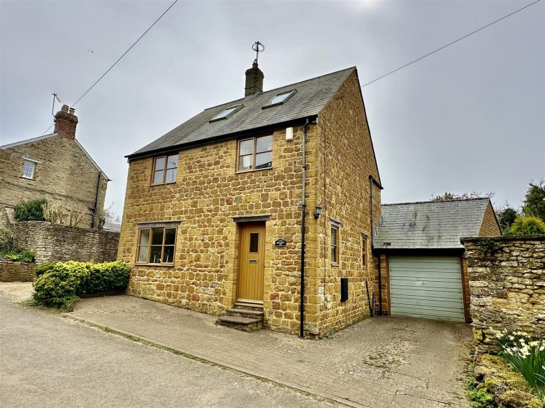 Click the photo for more details of Sibford Gower, Banbury