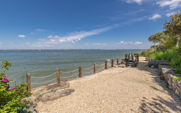 Images for Gurnard, Isle of Wight