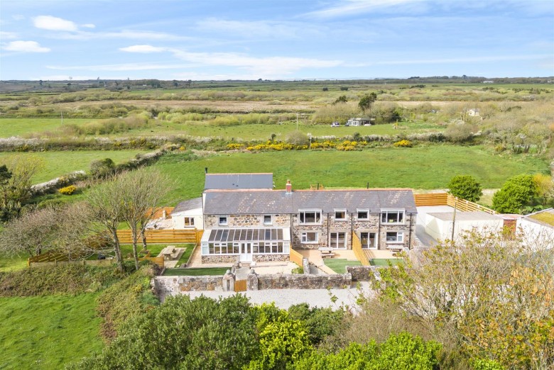Click the photo for more details of Coverack