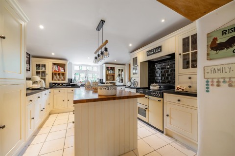 Click the photo for more details of Bradworthy, Holsworthy