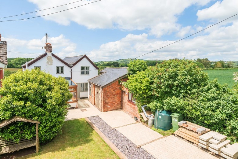 Click the photo for more details of Screedy, Milverton, Taunton