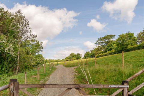 Click the photo for more details of Ashmill, Ashwater, Beaworthy