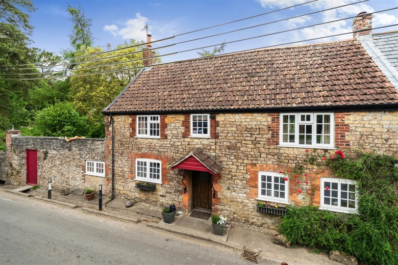 Click the photo for more details of West Street, Broadwindsor, Beaminster