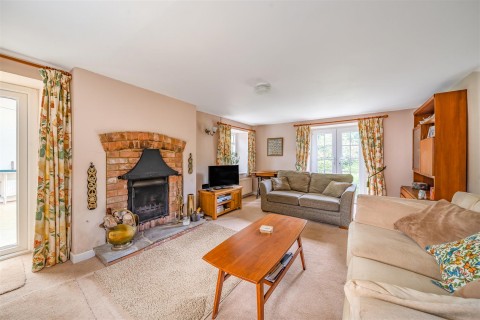 Click the photo for more details of West Street, Broadwindsor, Beaminster