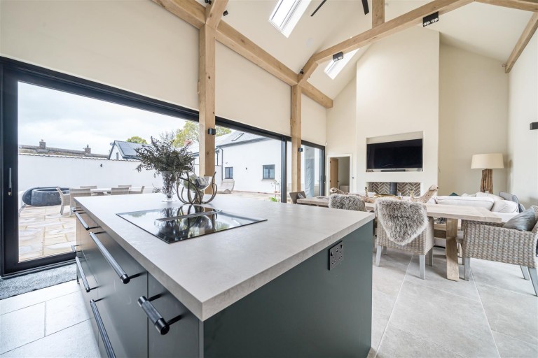 Images for Thorverton, Exeter