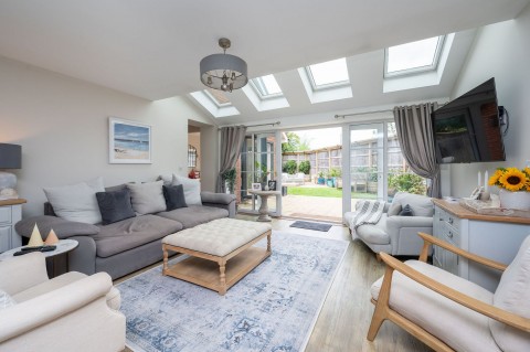 Click the photo for more details of Churchill Way, Broadbridge Heath, RH12