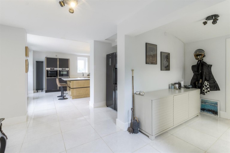Images for Whilton Lodge, Watling Street, Norton, NN11
