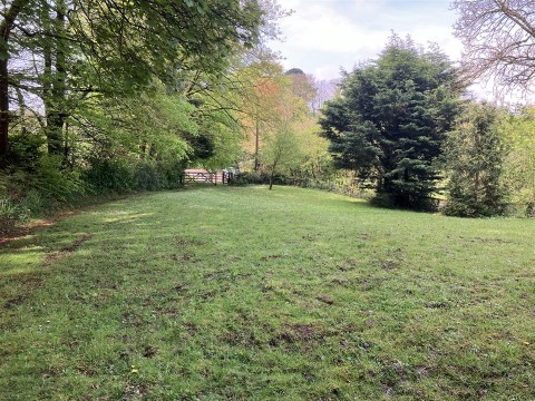 Click the photo for more details of Blackborough, Cullompton