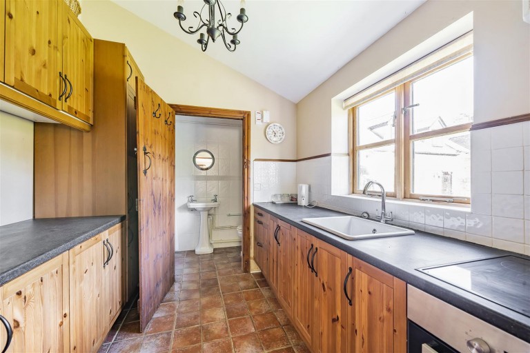 Images for Kettle End, Lois Weedon, NN12