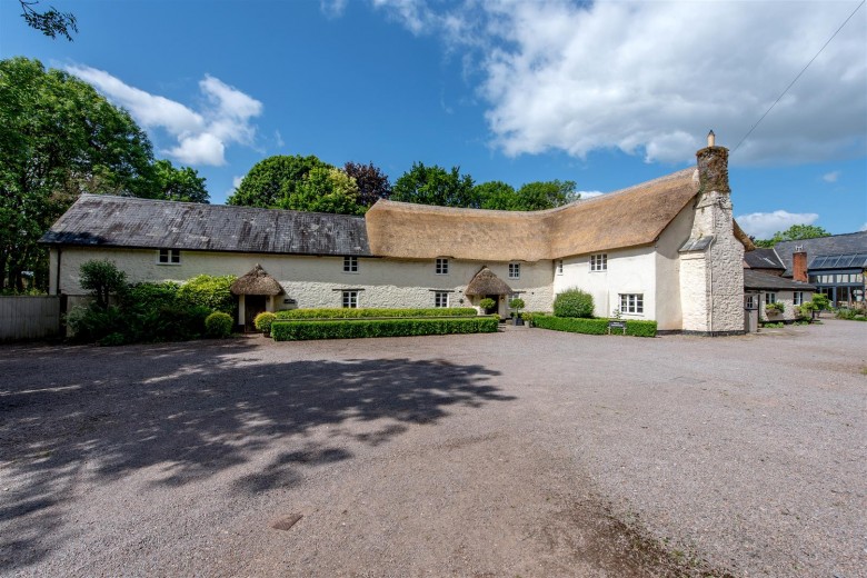 Click the photo for more details of Westleigh, Tiverton
