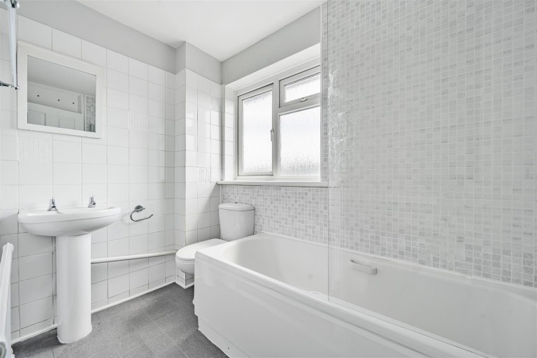Images for Broadmarsh Close, Grove, Wantage