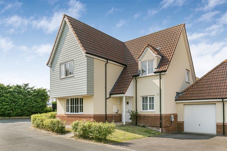 Click the photo for more details of Haynes Road, Clavering, Saffron Walden