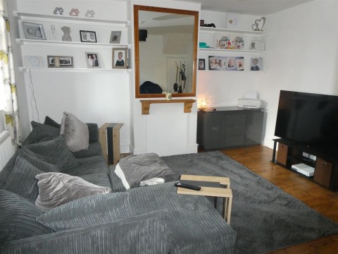 Click the photo for more details of Springfield Avenue, Banbury