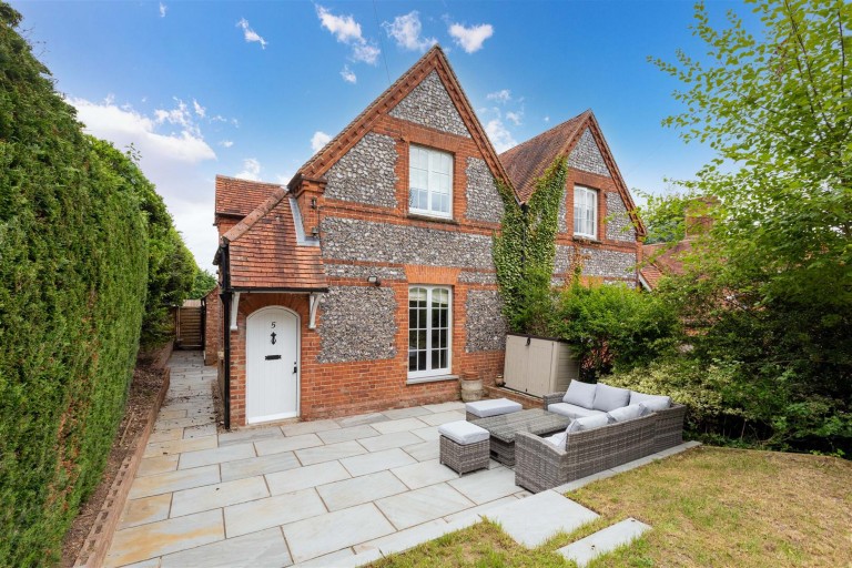 Images for Hop Gardens, Henley-On-Thames