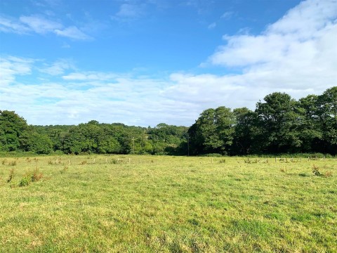 Click the photo for more details of Chudleigh, Newton Abbot