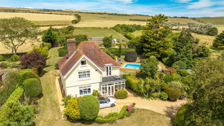 Click the photo for more details of Limerstone, Isle of Wight