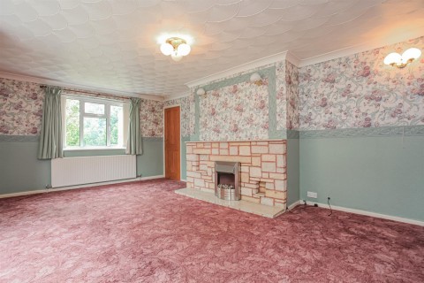 Click the photo for more details of Elizabeth Rise, Banbury