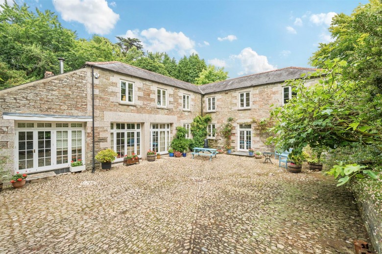 Click the photo for more details of Perranarworthal, Truro
