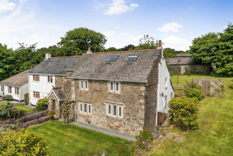 Click the photo for more details of Axtown Lane, Yelverton