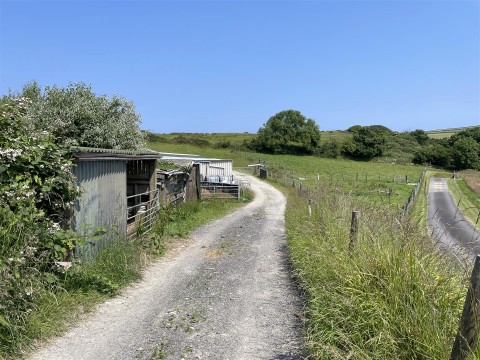 Click the photo for more details of Lee, Ilfracombe