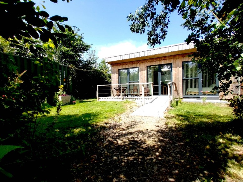 Click the photo for more details of Saunton Road, Braunton