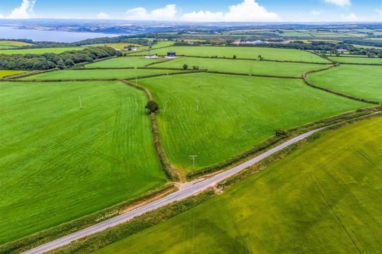 Click the photo for more details of Higher Clovelly, Bideford