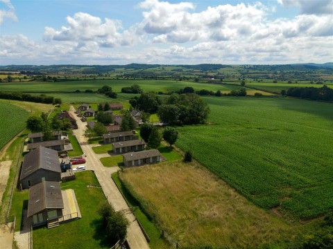 Click the photo for more details of Bradford Abbas, Sherborne
