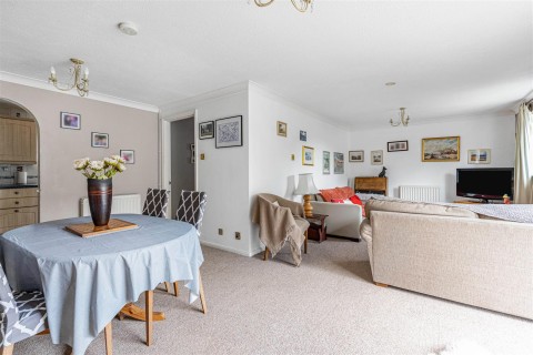 Click the photo for more details of Tharp Way, Chippenham