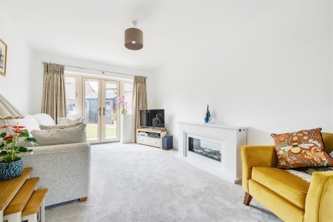 Click the photo for more details of Fern Road, Lutterworth, LE17