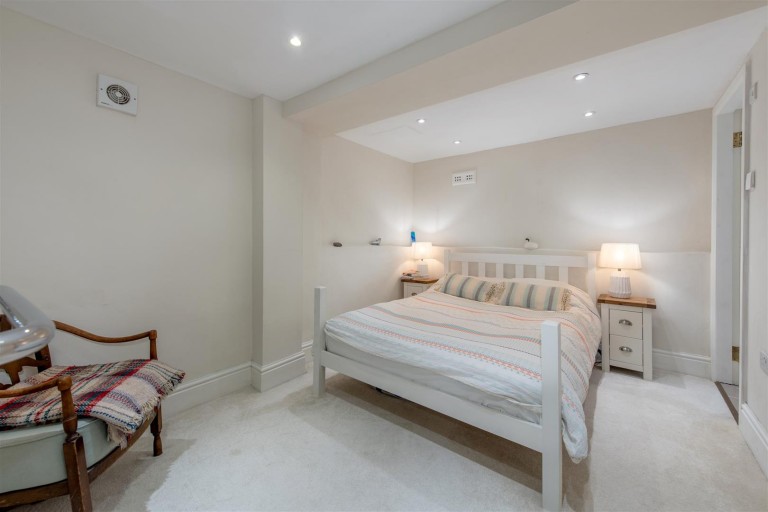 Images for White Willow Gardens, Taunton