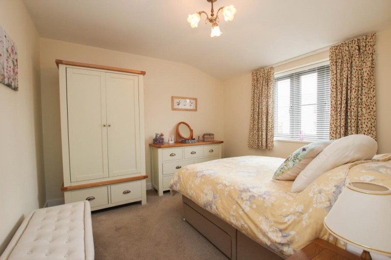 Images for Feast Green, Stretham, Ely