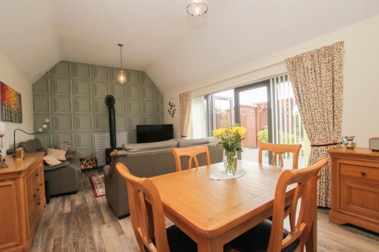 Images for Feast Green, Stretham, Ely