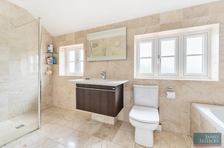 Images for Long Acre, St. Peters Road, Arnesby, Leicestershire