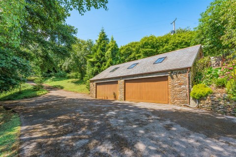 Click the photo for more details of Loddiswell, Kingsbridge