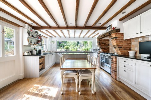Click the photo for more details of South Street, Woodford Halse, Daventry